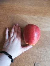 Giant apple from Millies